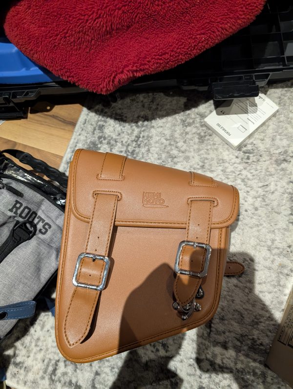 KEMI MOTO brown leather motorcycle saddlebag - Image 2